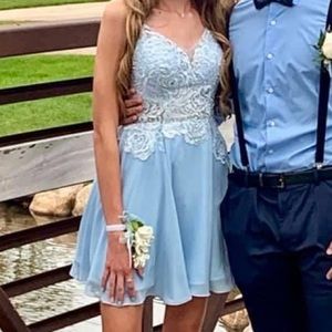 Beautiful sky blue homecoming dress by Juliet size small.